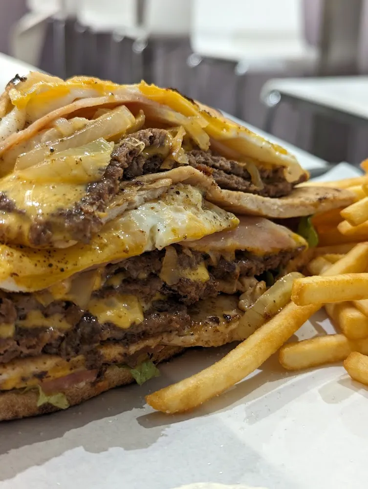 S1000 RR 3 Steak Escalope Œuf Bacon